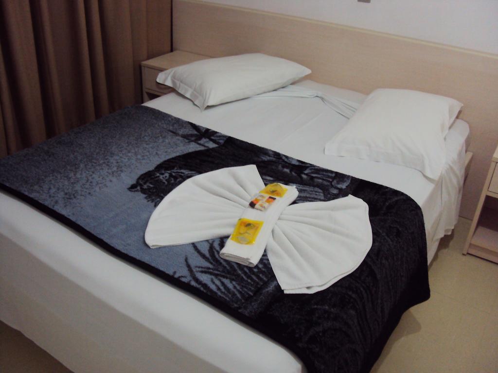 Hotel Kimar Tramandaí Quarto foto